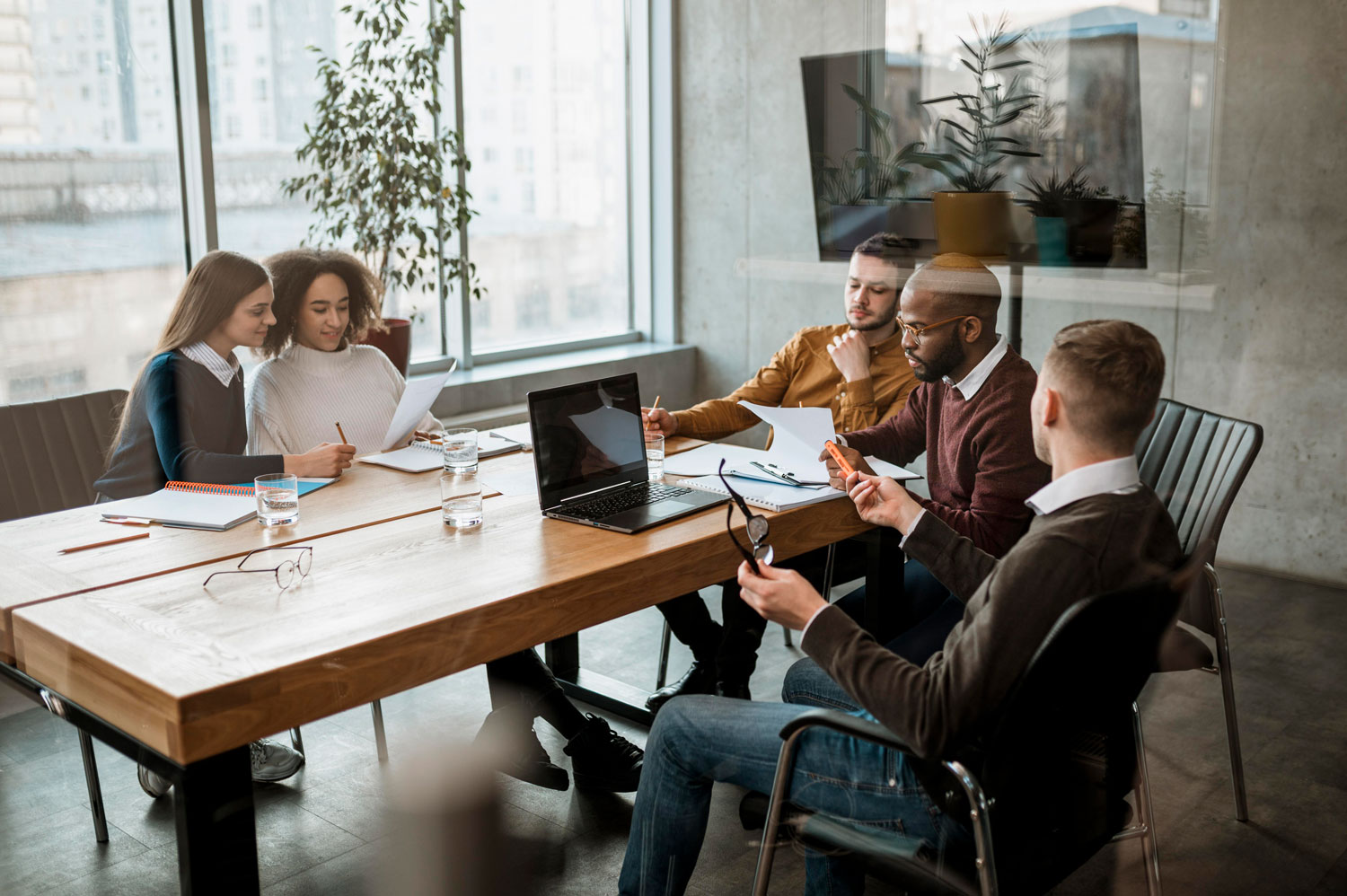 Corporate Influencer Vorteile, Tipps und Beispiele